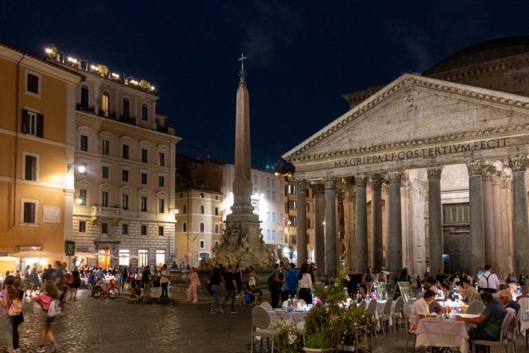 Roma: tour guiado a pie de fantasmas y misteriosTour matutino en inglés
