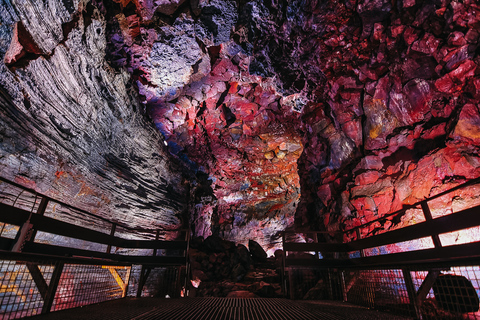 Depuis Reykjavik : tunnel de lave de Raufarhólshellir en bus