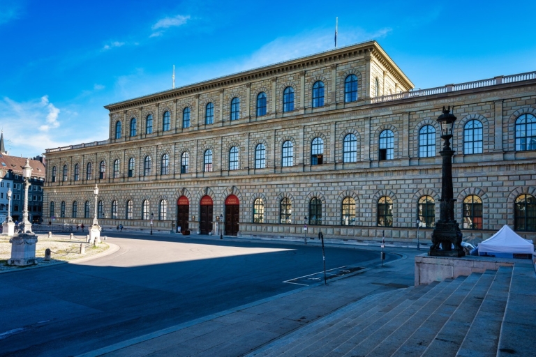 Monachium: Prywatna wycieczka z przewodnikiem po pałacu Residenz2-godzinna prywatna wycieczka z przewodnikiem