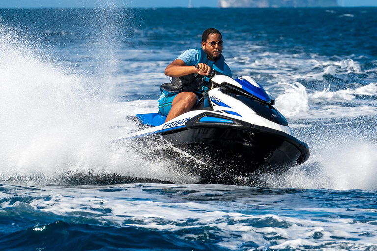 45 minuti di escursione in moto d'acqua nelle baie di Le Marin e Sainte-Anne45 minuti di escursione in moto d'acqua nelle baie di Marin e Sainte-Anne