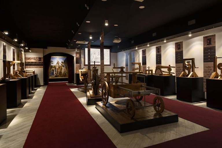 Leonardo da Vinci Museum: Interactive Experience Leonardo da Vinci Museum Small Group French Guided Tour