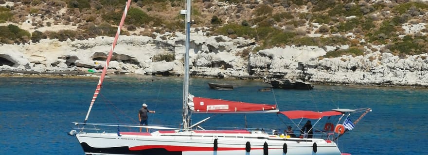 Lindos : Journée entière de croisière privée à la voile
