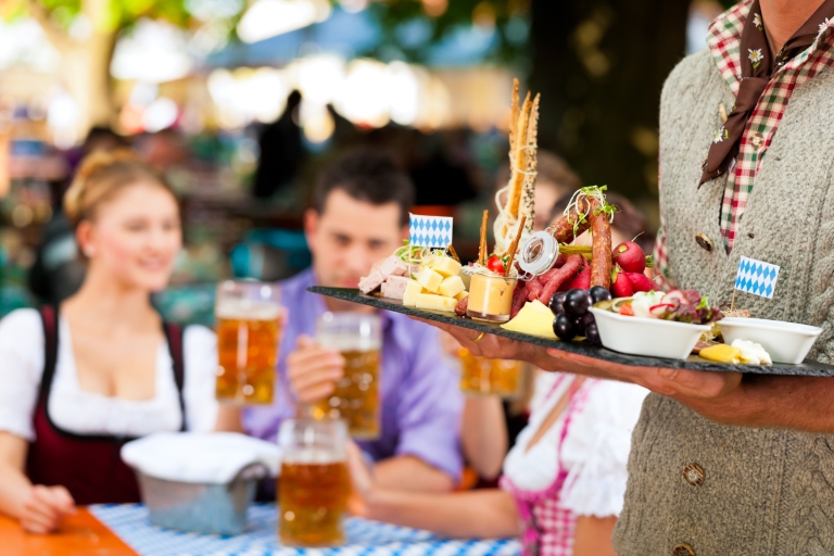 Munich: Beer Tasting and Breweries Private Guided Tour 4-Hours Private Guided Beer Tour with Oktoberfest Museum