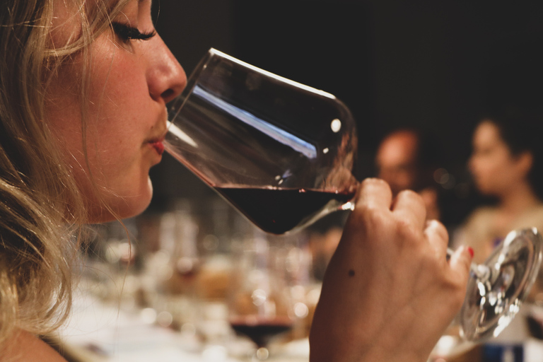 Rome: Guided Italian Wine Tasting Experience