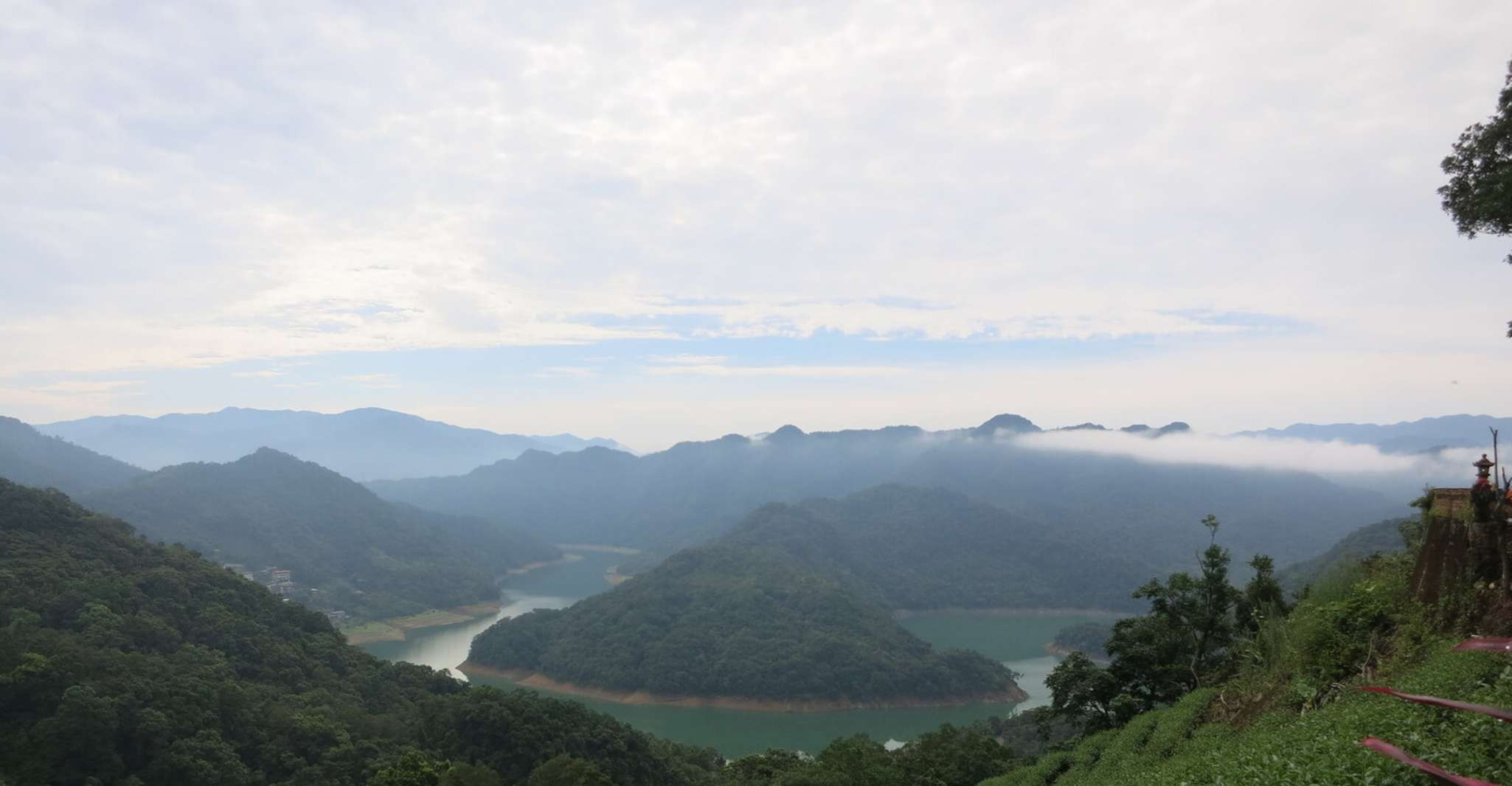 台北、全日平林和大象山游 - Hizvo