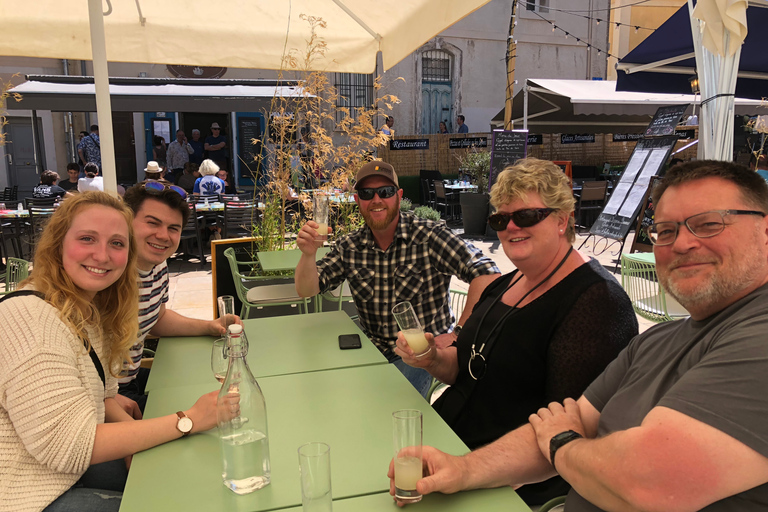 Marseille: Sunset Apéro Food tour Marseille: Enjoy the Sunset with Aperitif at 2 Hotspots