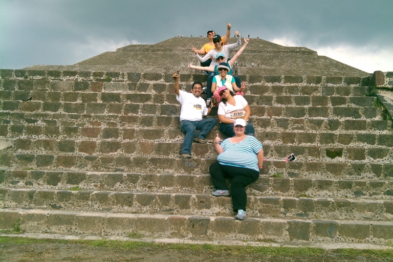De Mexico: visite privée d'une journée à Teotihuacan et Xochimilco