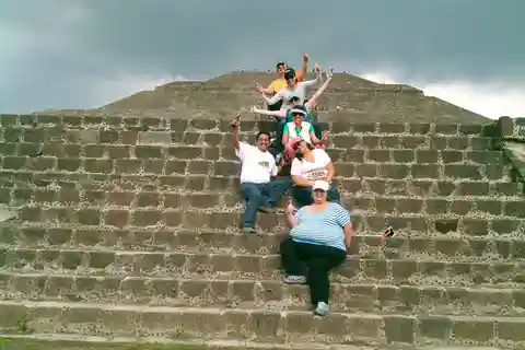 Da Cidade do México: Excursão privada de um dia a Teotihuacan e Xochimilco