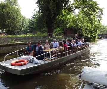 Leipzig: Guided Motorboat Sightseeing Cruise
