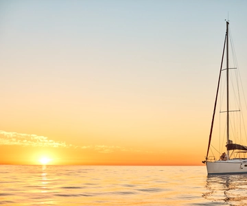 Barcelona: 2-Hour Sunset Sailboat Trip