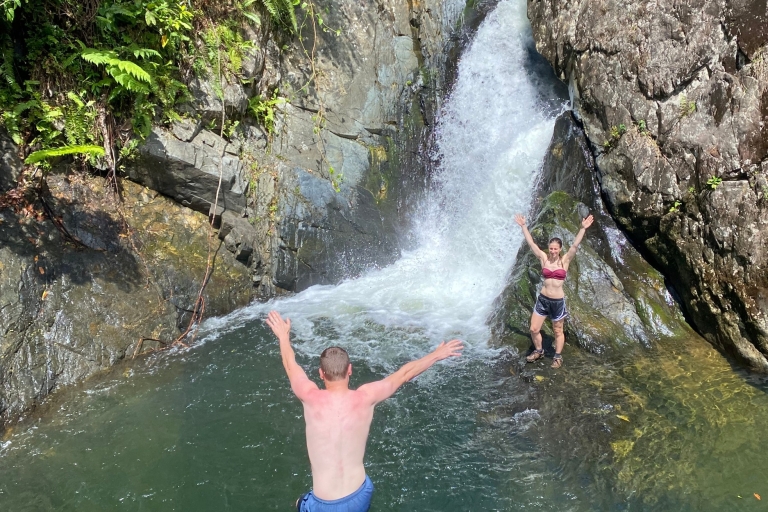 Las deszczowy El Yunque: przygoda z wędrówką i zjeżdżalniąLas deszczowy El Yunque: półdniowa wycieczka do wodospadów i wędrówka