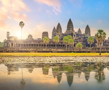 Siem Reap: Angkor Wat: Excursão ao nascer do sol para grupos pequenos