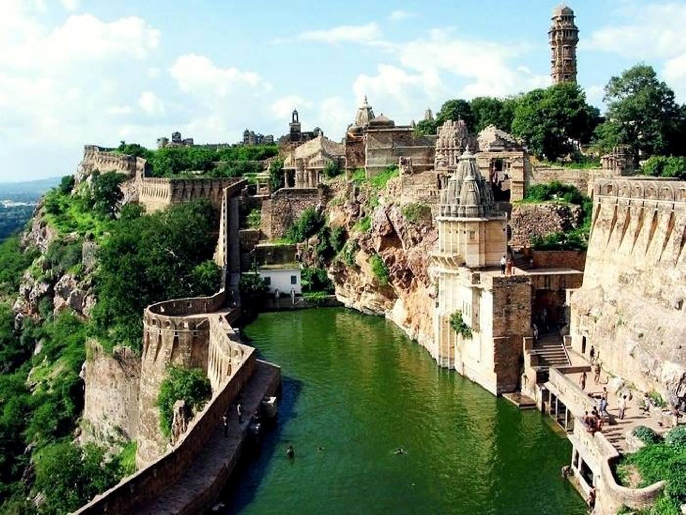 Von Udaipur aus: Private Tagestour zum Chittorgarh Fort