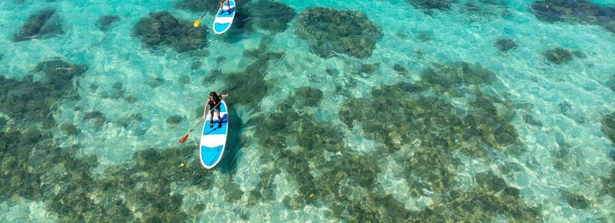 Île d'Ishigaki : expérience de SUP ou de kayak dans la baie de Kabira