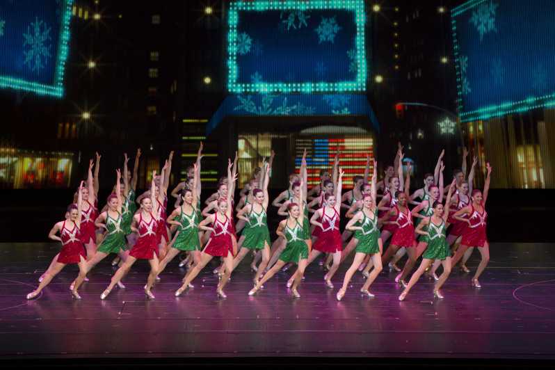 New York : spectacle de Noël avec les Radio City Rockettes | GetYourGuide
