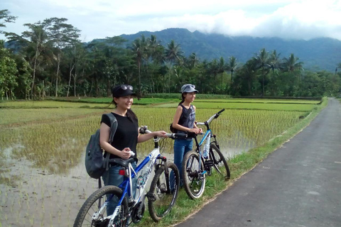 Borobudur tample, Cycling & Elo River Rafting Tour
