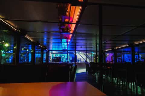 Budapest: 1-Hour Sightseeing Cruise with Welcome Drink