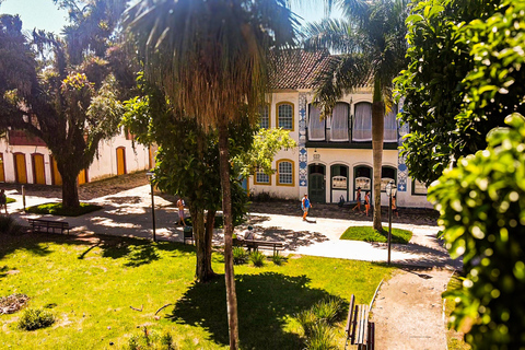 Tour storico della città di Paraty a piediTour privato - Guida bilingue