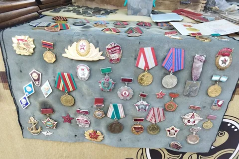 Yerevan: a Tour through the Flea Markets to find treasures