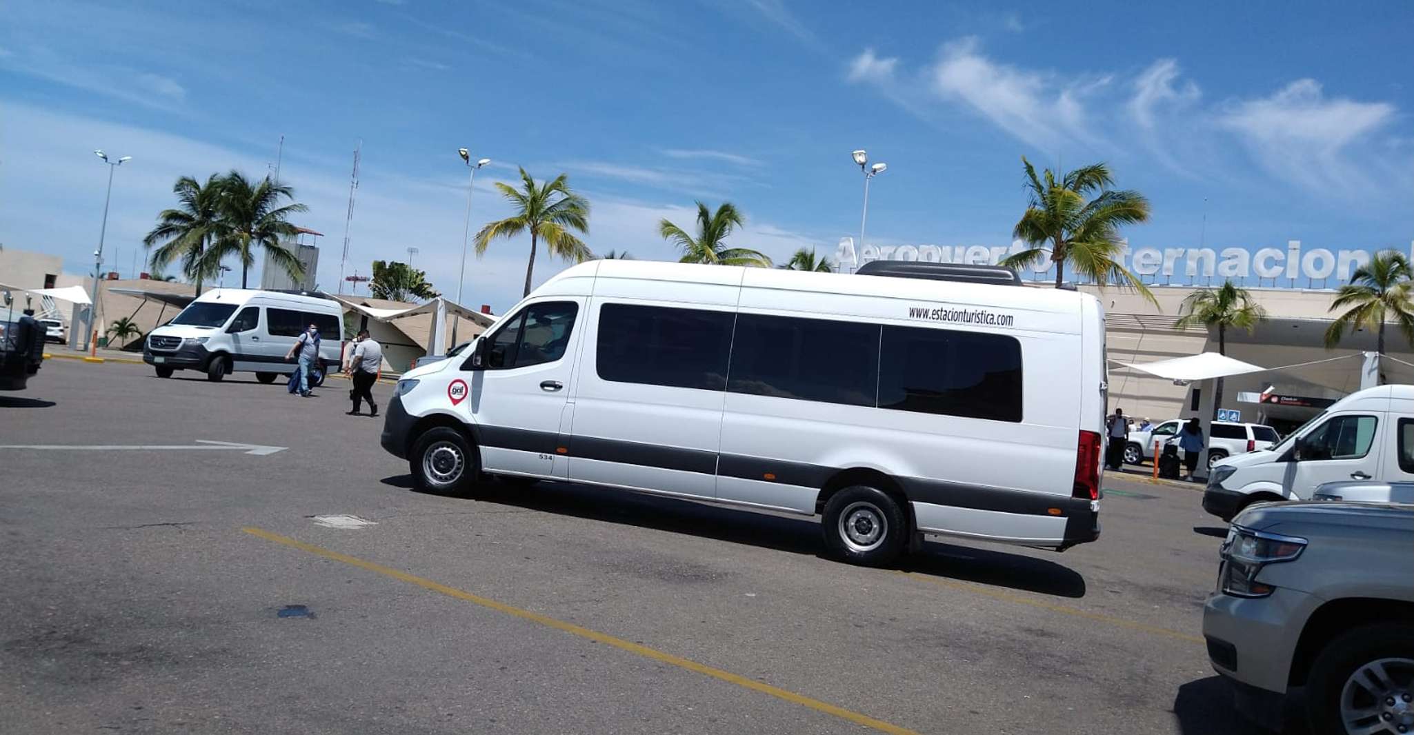 Guadalajara, Airport to City Transfer - Hizvo