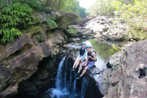 Île d'Iriomote : excursion guidée de 2 heures en canyoning