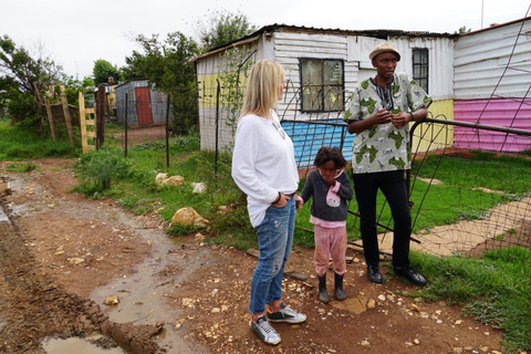 Apartheid Museum & Soweto Tour with Hotel Pickup