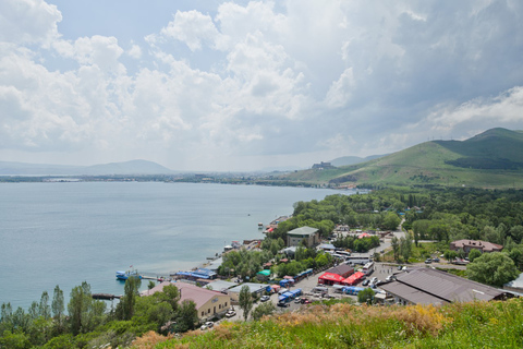 Tsaghkadzor, Seilbahn, Sewansee, Forellen-GrillvergnügenVon Eriwan aus: Tsaghkadzor, der Sewansee und Forellen-BBQ