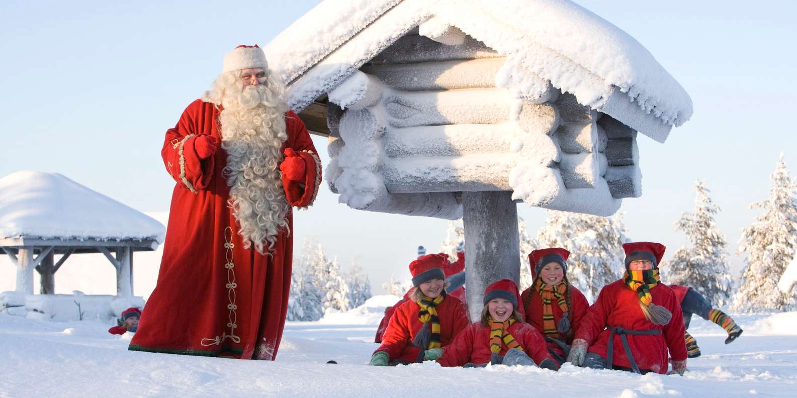 BLOG DO ADRIALDO FRAMARTINO: HOU HOU HOU . O PAPAI NOEL CHEGOU NA RIO  MÓVEIS!