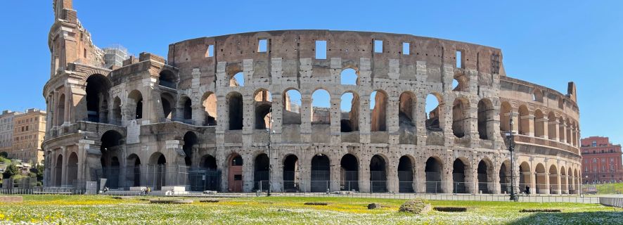 Rom: Kolosseum mit Zugang zur Gladiatoren-Arena