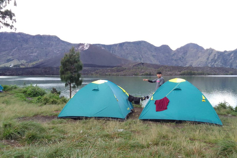 Lombok: Excursão de 2 dias pela borda da cratera do Monte Rinjani