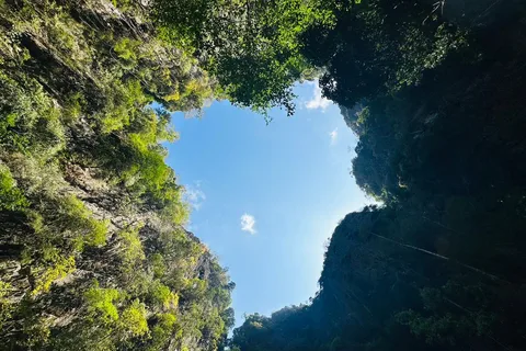 koh lanta: Four Islands Emerald Cave Snorkeling Day Tour