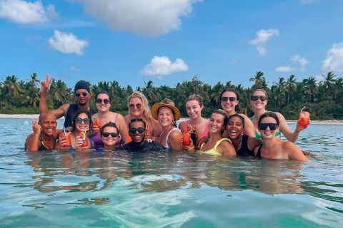 Punta Cana: Partyboot mit Schnorcheln an einem natürlichen Pool