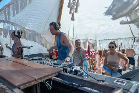 Cancún Isla Mujeres Fiesta en Catamarán Barra Libre Sólo Adultos