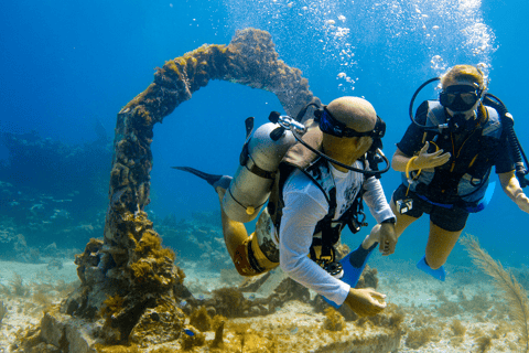 Cancún: museo subacuático y buceo en arrecifes