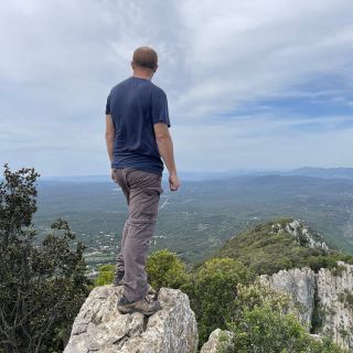 From Montpellier: Pic Saint Loup Hike with Panoramic Views