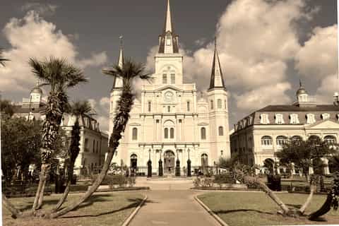 New Orleans: Ghost Hunt Exploration Game