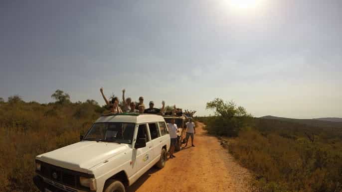 From Albufeira: Algarve Sunset Jeep Tour with Tastings
