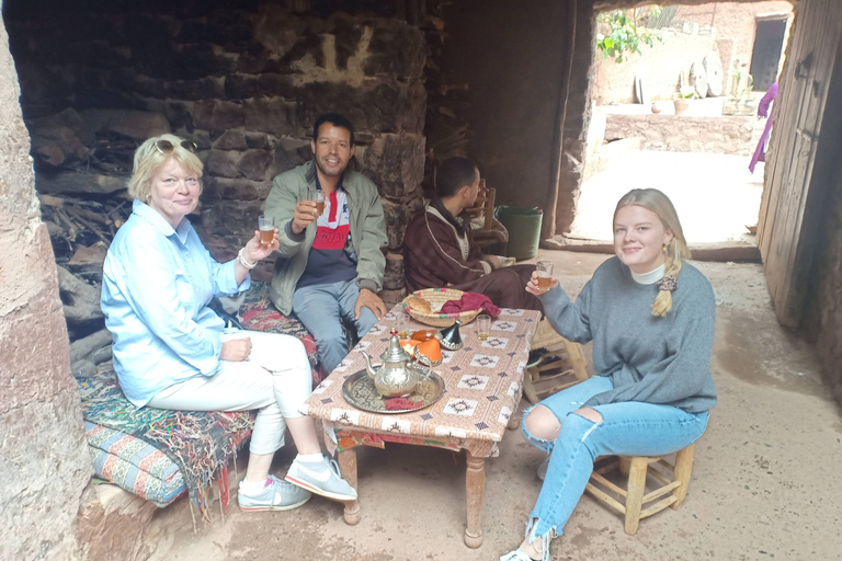 Excursão Vale de Ourika, vilarejos berberes, montanhas do AtlasDe Marrakech: viagem de um dia ao vale de Ourika e às montanhas do Atlas