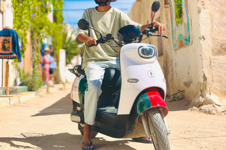 Djerba: Roller-Tour mit Mittagessen und Abholung vom HotelIsland tour Half-day