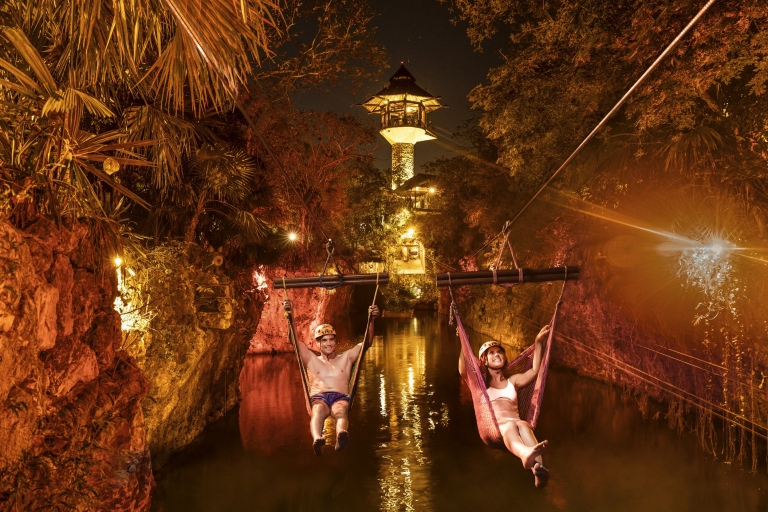Ab Cancún: Abendlicher Besuch des Xplor Fuego ParksEintritt Xplore Fuego Park: 6-stündige Tour ab Riviera Maya