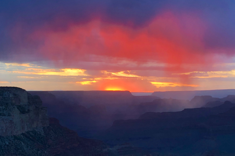 Las Vegas : Visite en petit groupe de la rive sud du Grand Canyon au coucher du soleilExcursion en petit groupe au coucher du soleil sur la rive sud du Grand Canyon