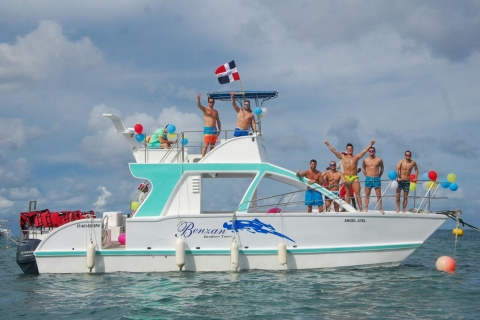 Punta Cana: Premium catamarantour met drankjes en snacks