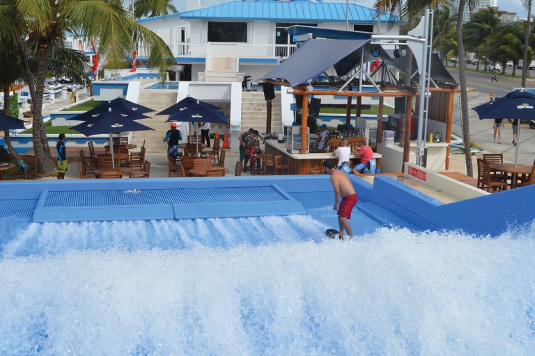 Cancun : expérience de surf Flowrider