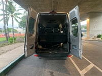 Oahu, Waikiki Shared Airport Shuttle - Housity