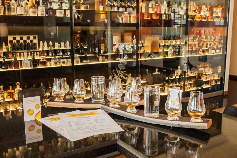 Edinburgh: The Scotch Whisky Experience Tour and Tasting Gold Tour Experience