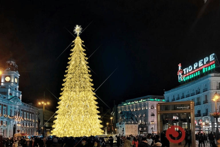 Madrid: Kerstverlichting avondtour met elektrische Tuk TukMadrid: Kerstverlichting avondtour in een elektrische Tuk Tuk