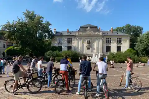 Cracóvia: Passeio de bicicleta pela Cidade Velha com um guia