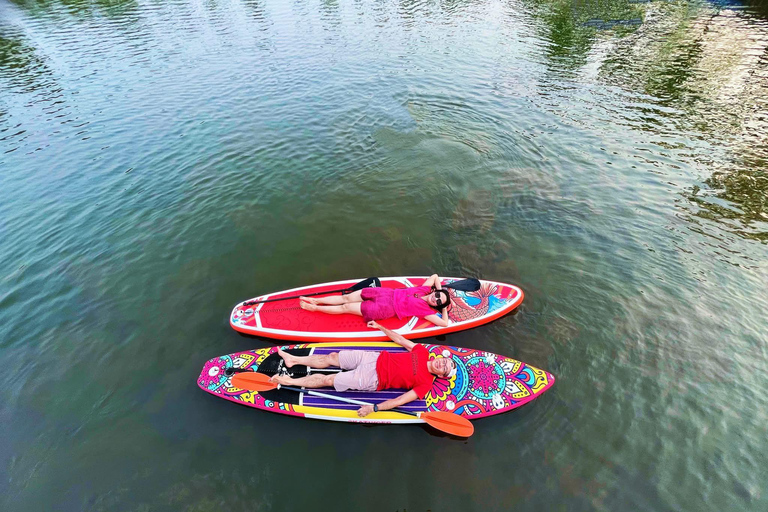 Hue Tour to Tam Giang Lagoon & Thuan An Beach by Jeep