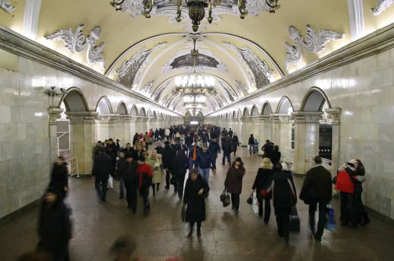 Moskau Führung durch Metro und Museum für Kosmonautik