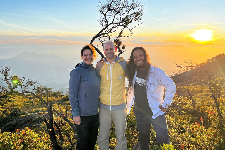 Von Bali aus: Das majestätische Mount Ijen Sunrise Trekking